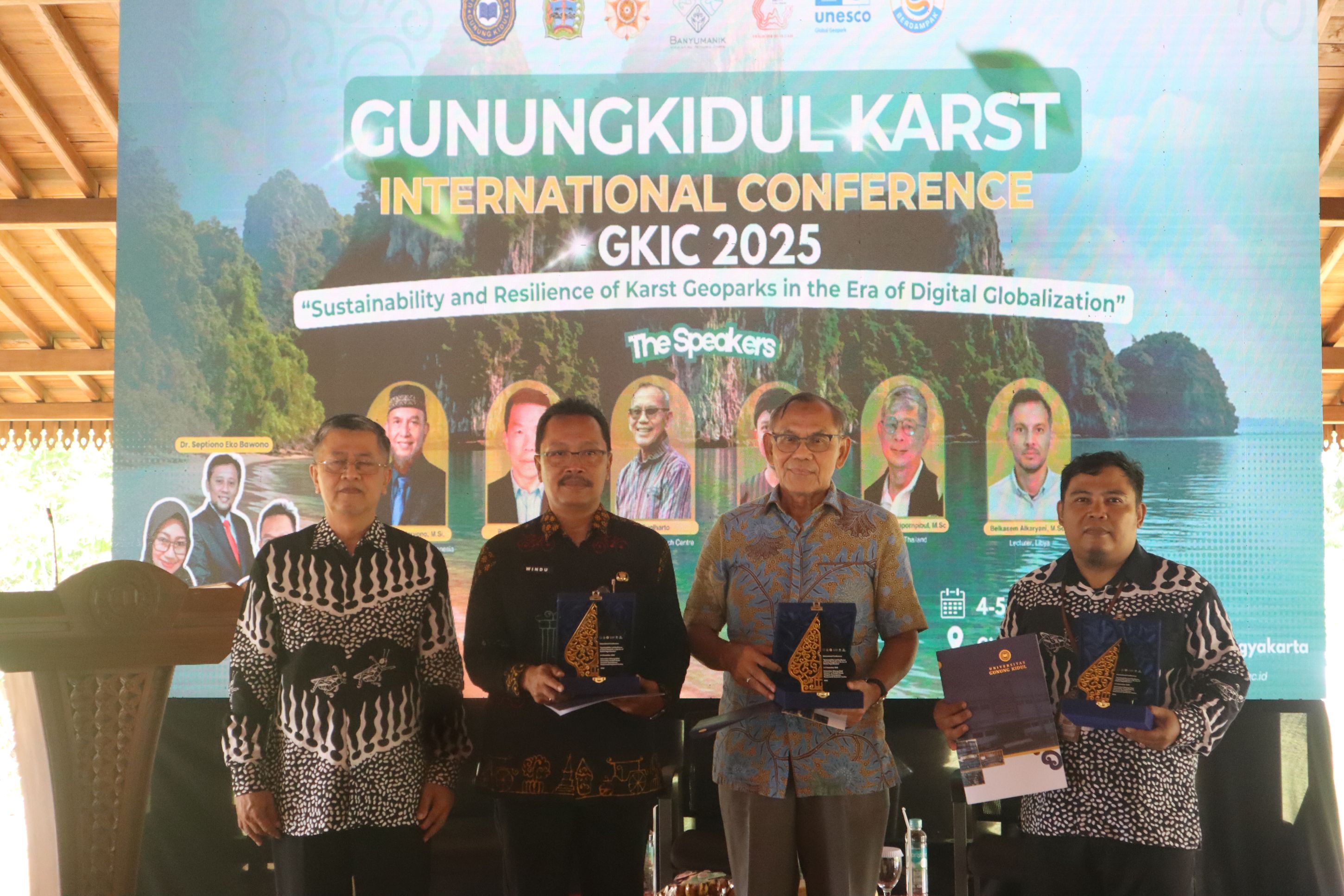 Universitas Gunung Kidul Prakarsai Gunungkidul Karst International Conference untuk mendorong Keberlanjutan Geopark di Era Digital 