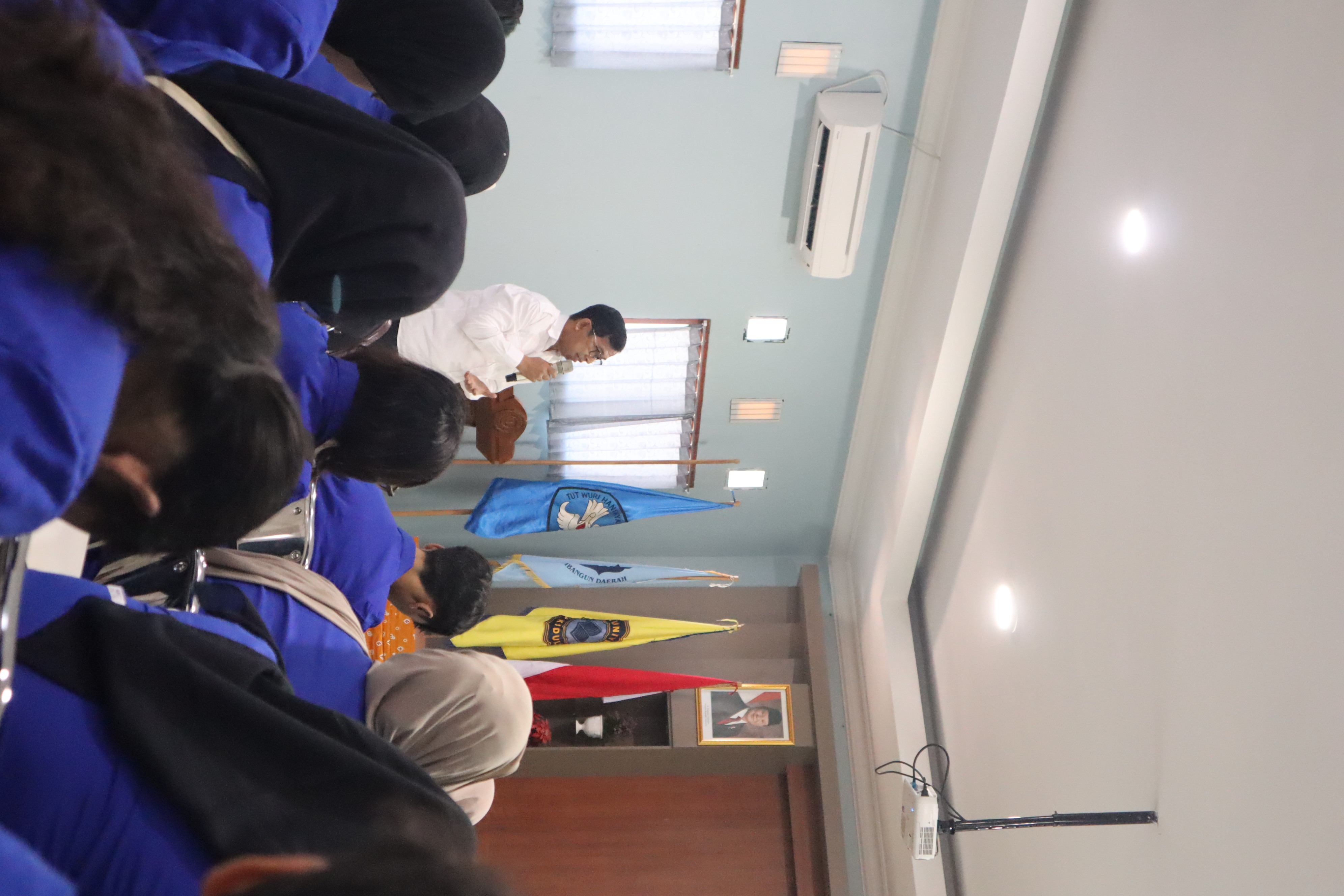 Mahasiswa Ikuti Pembekalan KKN sebagai Persiapan Pengabdian kepada Masyarakat