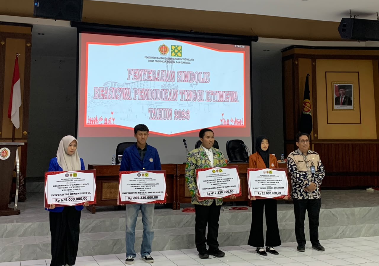 75 Mahasiswa Universitas Gunung Kidul Terima Beasiswa Pendidikan Tinggi Istimewa